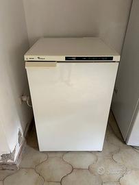 Congelatore verticale Philips Whirlpool a cassetti