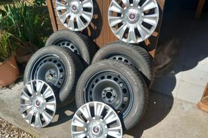 Cerchi in ferro con copricerchi