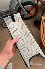 Pedana poggiapiedi ciao personalizzata