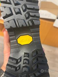 Anfibi militari da combattimento