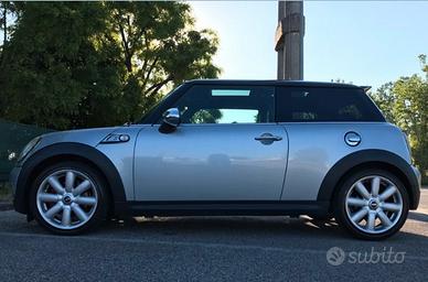MINI COOPER S R56 Chili