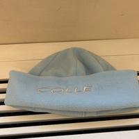 due cappelli pile e 1  occhiali montagna