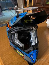 Casco progrip e occhiali 100%