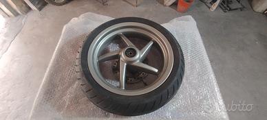 ruota anteriore Aprilia sr 50 r 