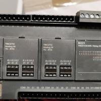 PLC Schneider M221 con moduli I/O aggiuntivi