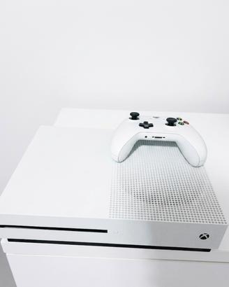 Xbox one S 500 GB