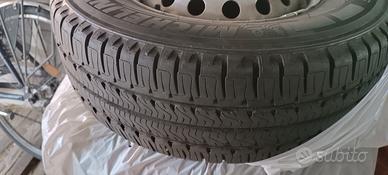 4 gomme con cerchio da 15