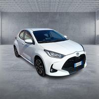 TOYOTA Yaris 4ª serie 1.0 5 porte Trend
