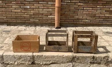 Antica cassa in legno massello Birra raffo acqua