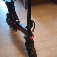Bici elettrica pieghevole