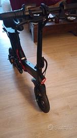 Bici elettrica pieghevole