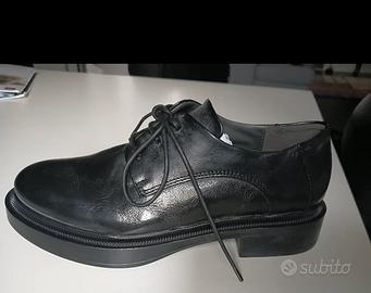scarpe in pelle artigianali tipo polacchino 