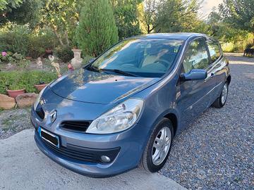 Renault Clio 1.5dci full optional anche neopatent