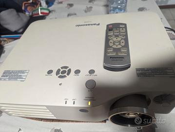 Videoproiettore Panasonic AX200