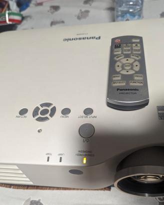 Videoproiettore Panasonic AX200