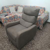 Poltrona Reclinabile manuale anziani