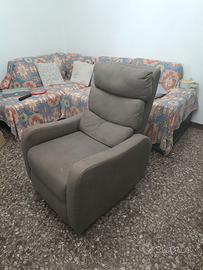 Poltrona Reclinabile manuale anziani