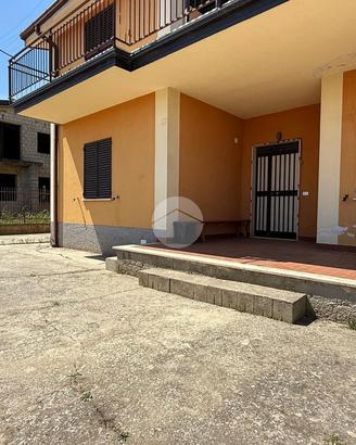 3 LOCALI A CORIGLIANO-ROSSANO