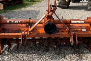 Fresa Renter a denti dritti