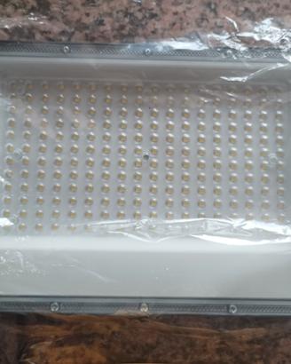 Faro giardino LED Lavoro AIUTEY 220W 22000lm IP66 