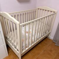 Lettino per bambini con materasso