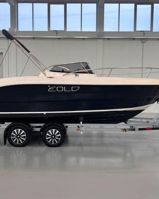 Barca a motore Eolo day 6.50 Mercury Verado 200