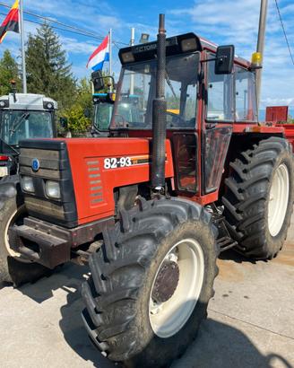 Trattore fiat 82 93