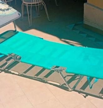 lettino prendisole con parasole 