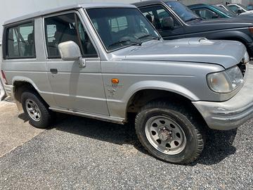 hyundai galloper per ricambi