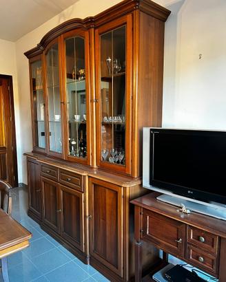 Soggiorno completo in legno