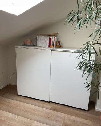 Mobile ikea con ante scorrevoli galant