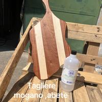 Tagliere forma chitarra  mogano e abete