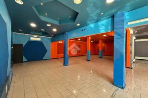 CAPANNONE A LA SPEZIA