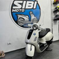 Piaggio Vespa 300 GTS - 2009