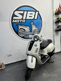 Piaggio Vespa 300 GTS - 2009