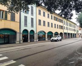 NEGOZIO A FAENZA