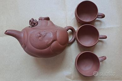 Teiera cinese in terracotta vintage
