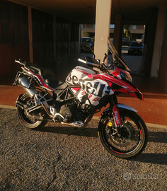 Moto Benelli TRO 502 X