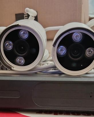 DVR NVR + 4 Telecamere