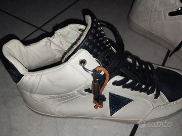 Scarpe nuove Guess 44