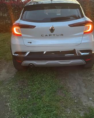 Renault Captur 1.3 intense 130 cv benzina