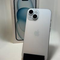 iPhone 15 Blue 128 GB Batteria 84%