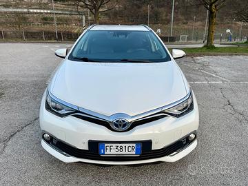 Toyota Auris II Touring Sport 1.8 Hybrid
