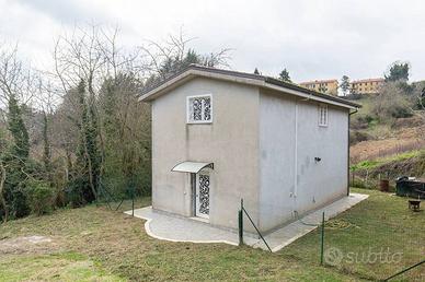 Villa di 140 m² con 3 locali a Rocca Priora