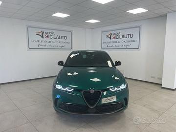 Alfa Romeo Tonale Non disponibile (638) Plug ...