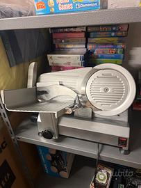 Affettatrice funzionante