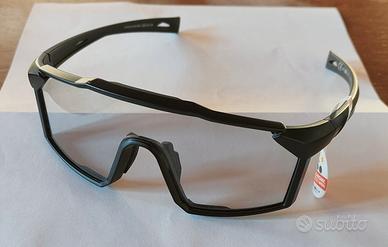 Occhiali fotocromatici