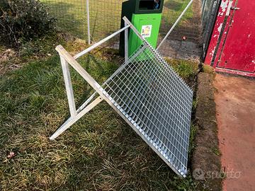 Griglia per pulirsi scarpe e stivali