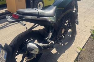Benelli Leoncino  125