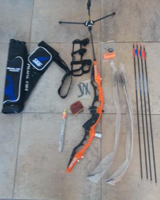 SET ARCO DA TIRO PER MANCINI